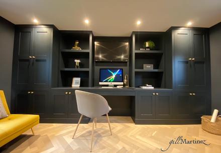 <p>Home Office created by <span style='text-decoration: underline;'><strong><a href='http://www.gillmartinez.com' target='_blank' rel='noopener'>Gill Martinez</a></strong></span></p>
